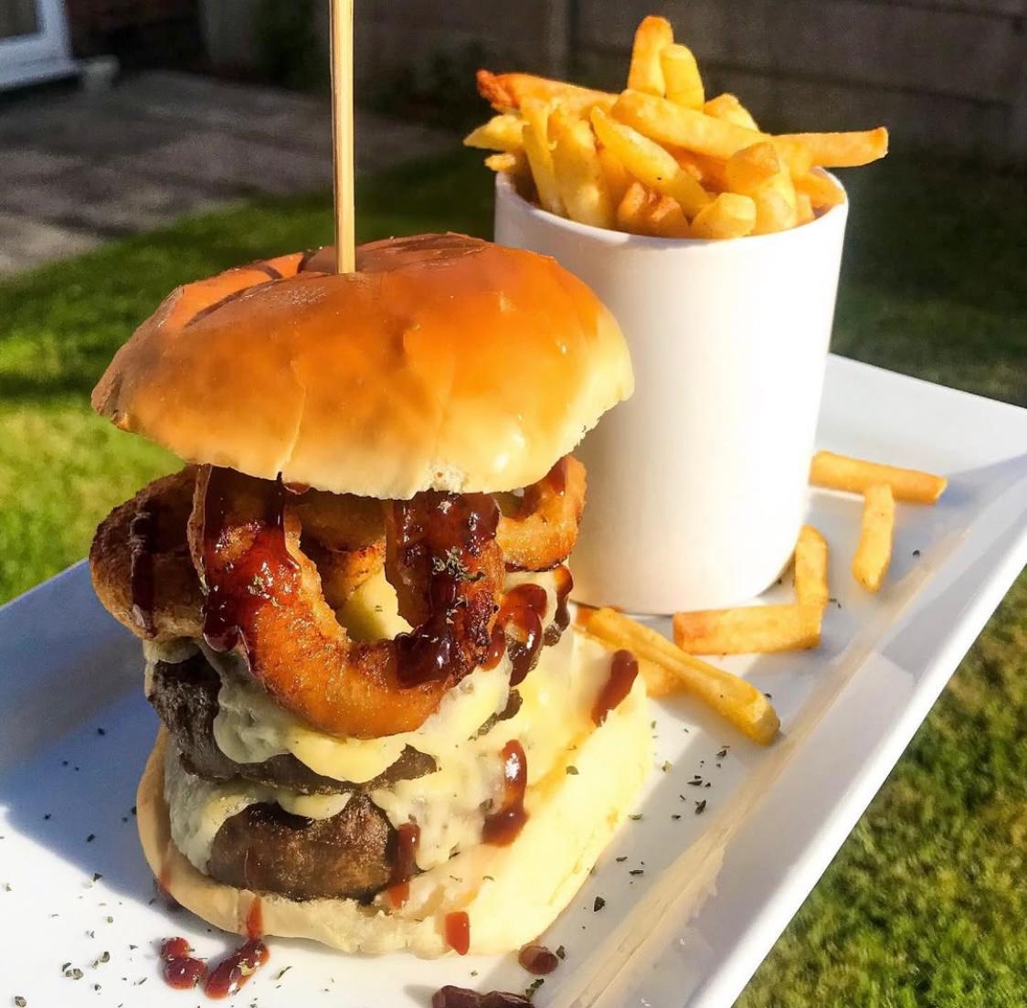 League Burger